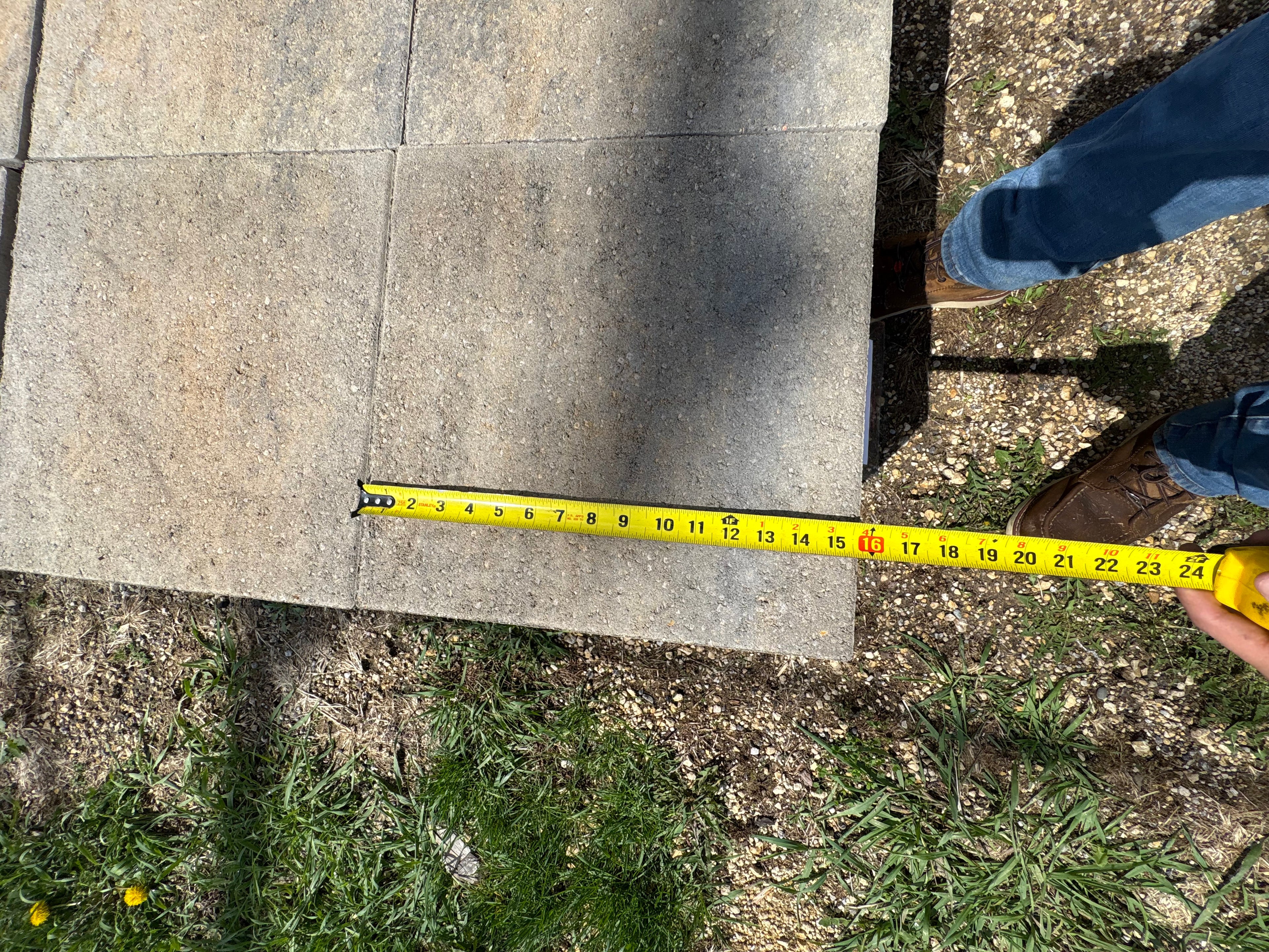 Brand new 16x16 Landscape Pavers, 36 Pavers on Skid