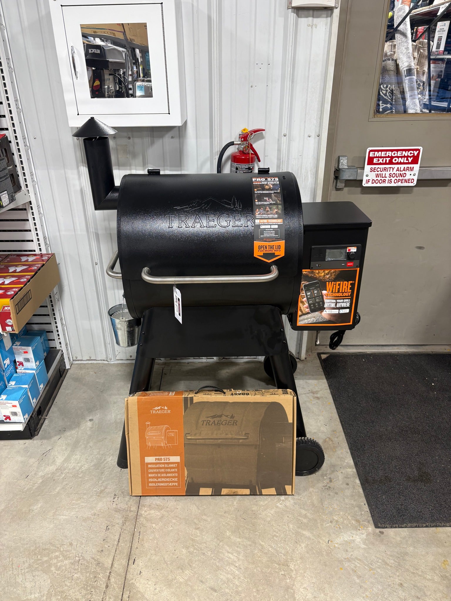 Brand new and assembled Traeger Pro 575 Wi-Fi Pellet Grill and Smoker in Black. Included with purchase is brand new Traeger Pro 575 Insulation Blanket.