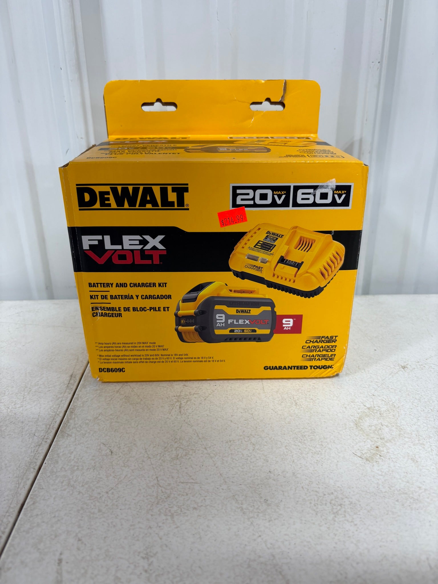 DEWALT 20V/60V MAX FLEXVOLT Lithium-Ion 9.0Ah Battery and Charger Starter Kit