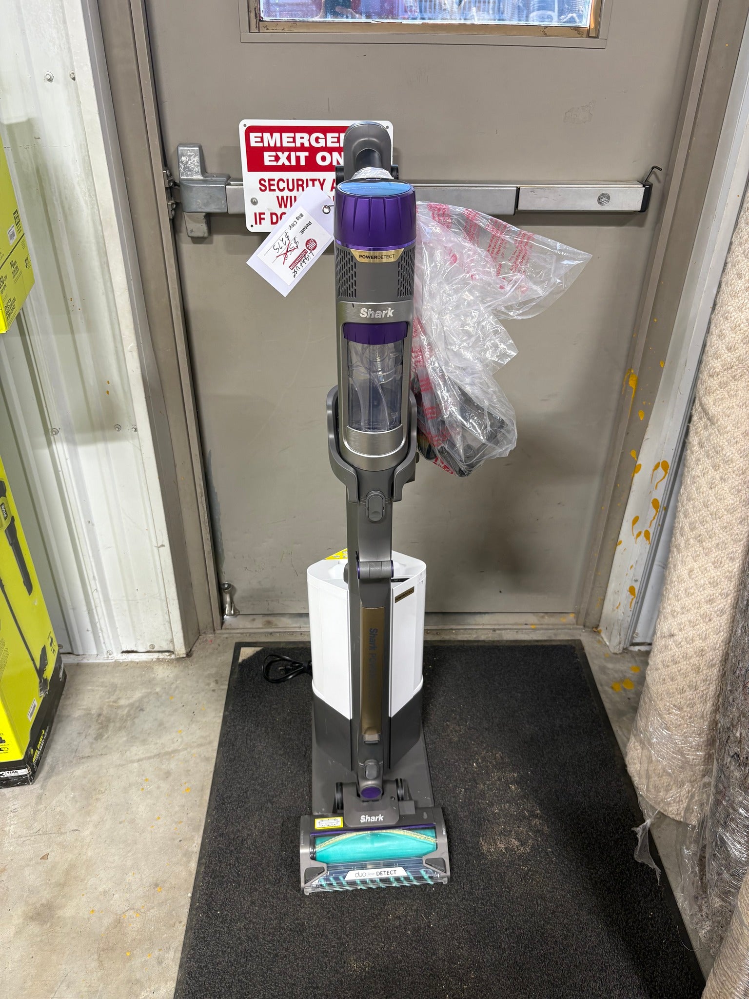 Lightly Used Shark PowerDetect Clean & Empty System Bagless Cordless HEPA Filter Stick Vacuum for Multisurface