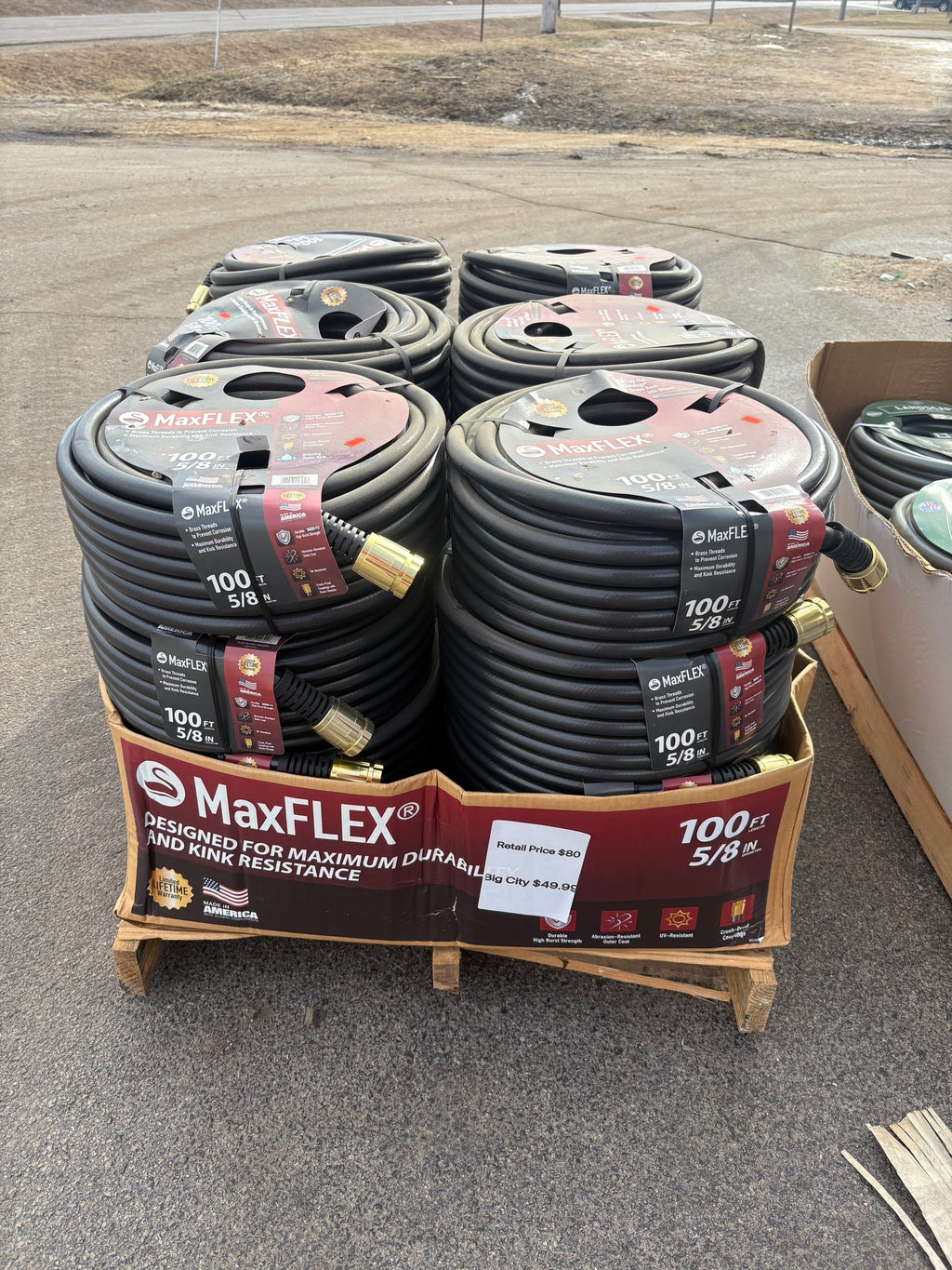 Brand new Swan Maximum FLEX 5/8 in. x 100 ft. Premium Duty Garden Hose