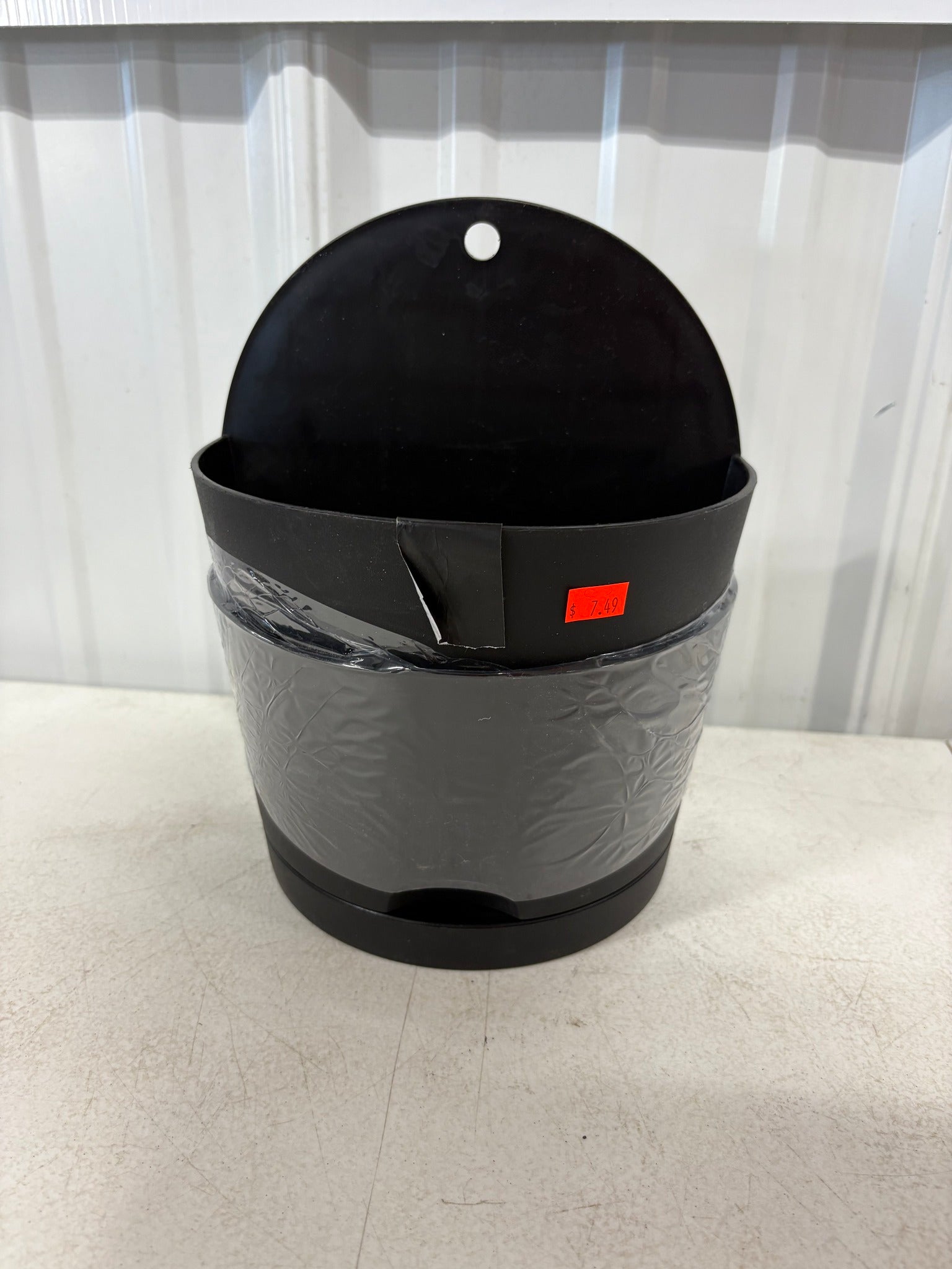 Brand new Threshold hanging Wall Planters, 2 Pk in White or Black