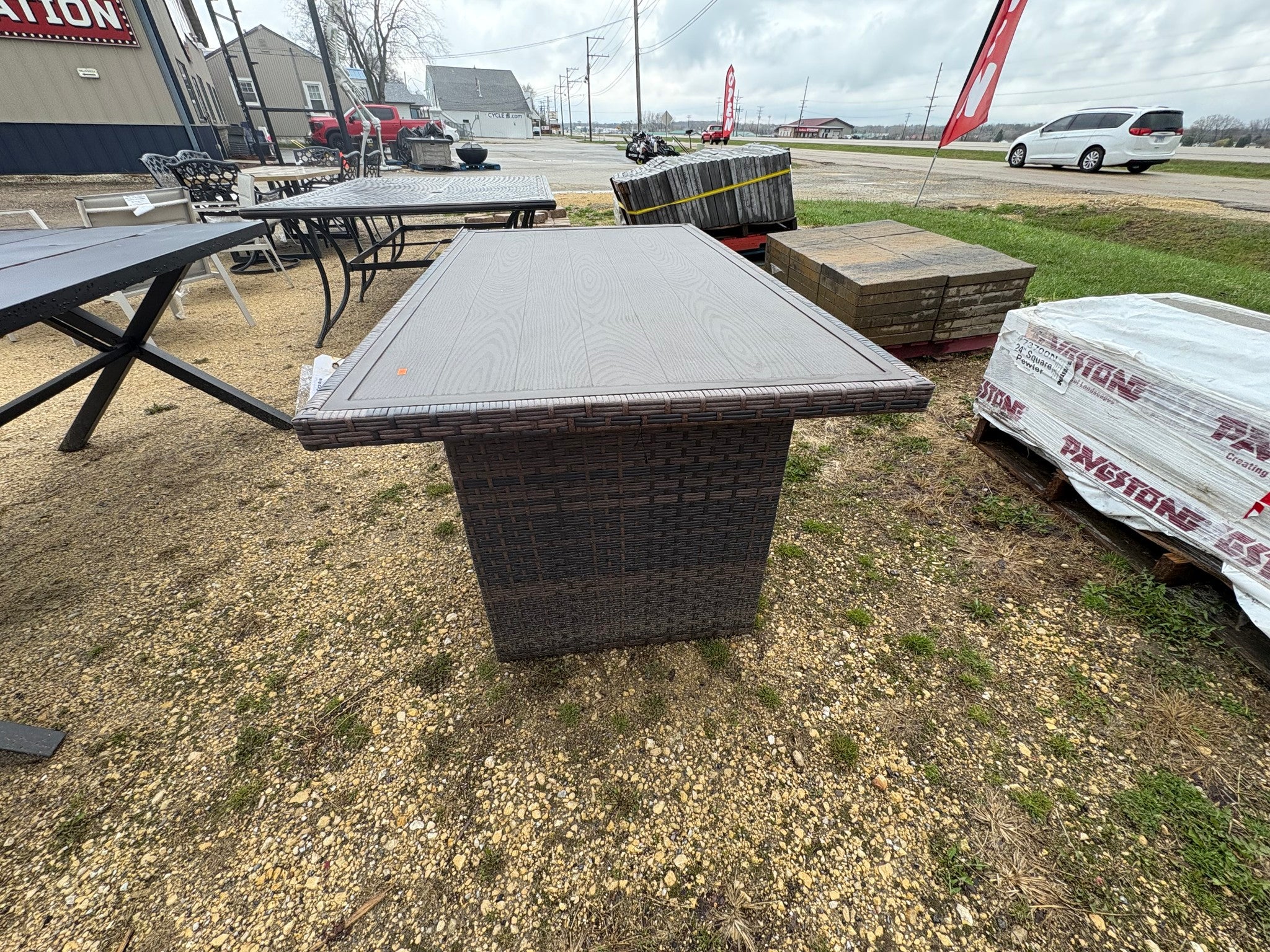 Brand new Signature Design by Ashley Contemporary Easy Isle Multi-Use Table in Darn Brown/Beige