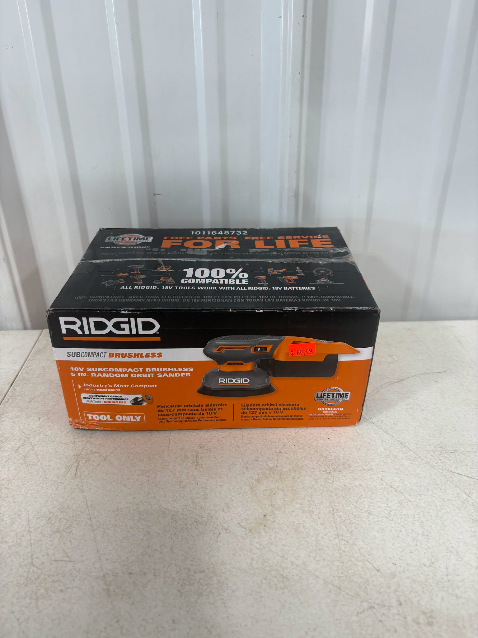 Brand new RIDGID 18V SubCompact Brushless Random Orbit Sander (Tool Only)