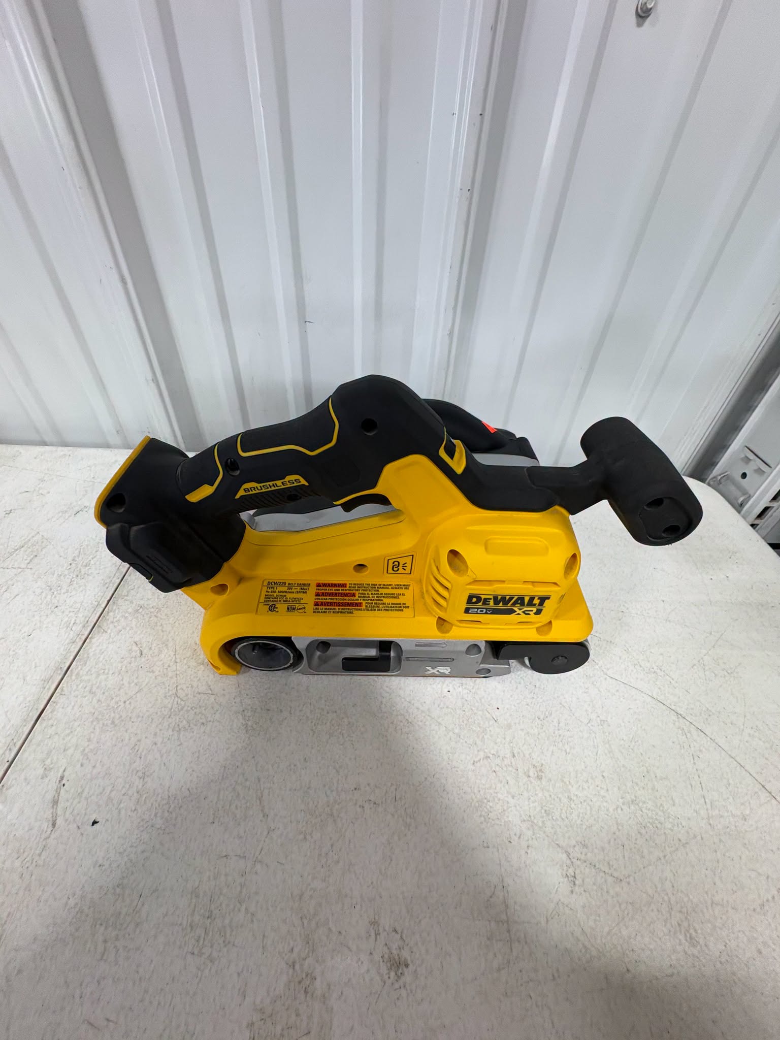 Lightly Used DEWALT 20-Volt Cordless Belt Sander (Tool-Only)