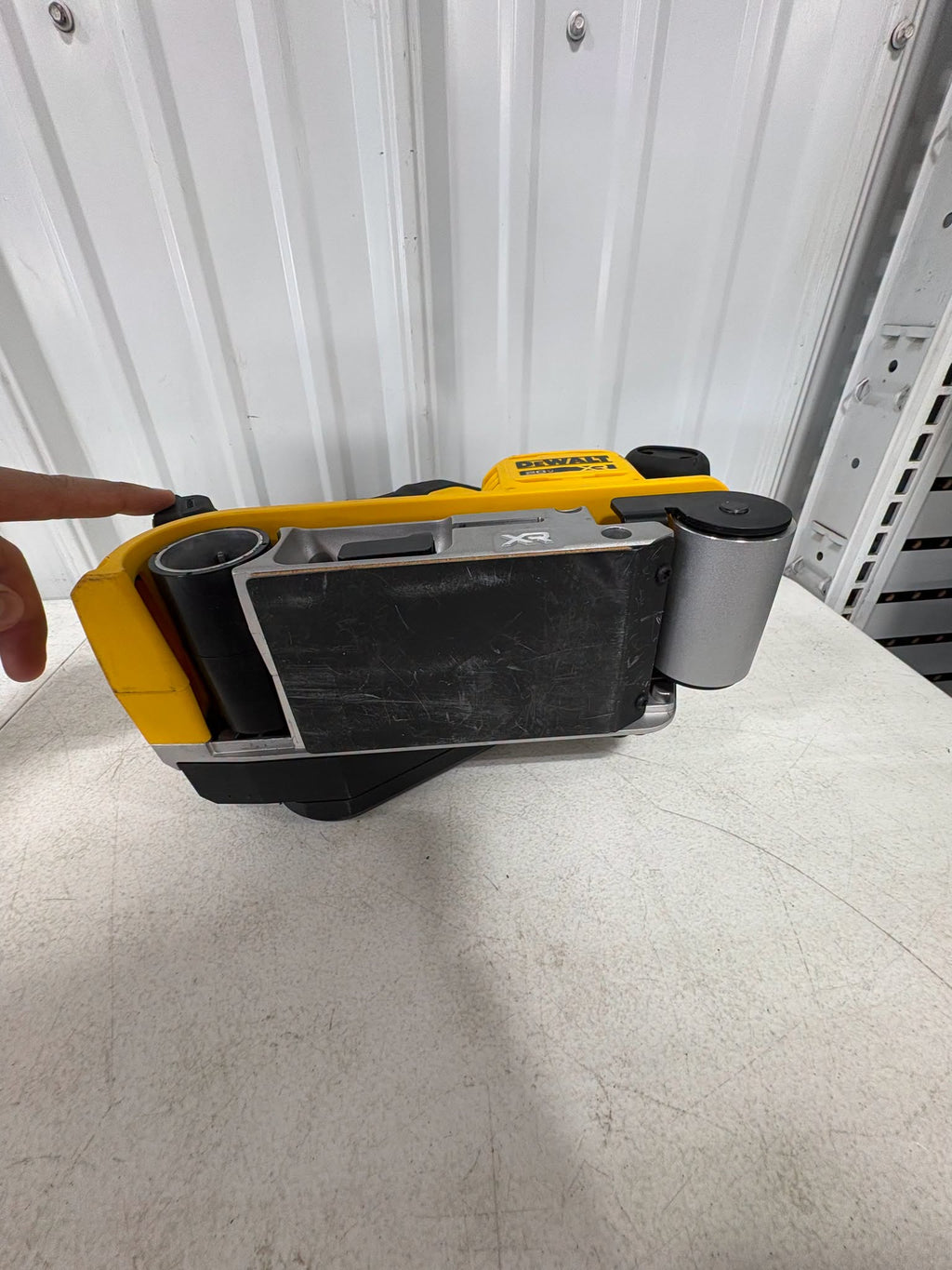 Lightly Used DEWALT 20-Volt Cordless Belt Sander (Tool-Only)