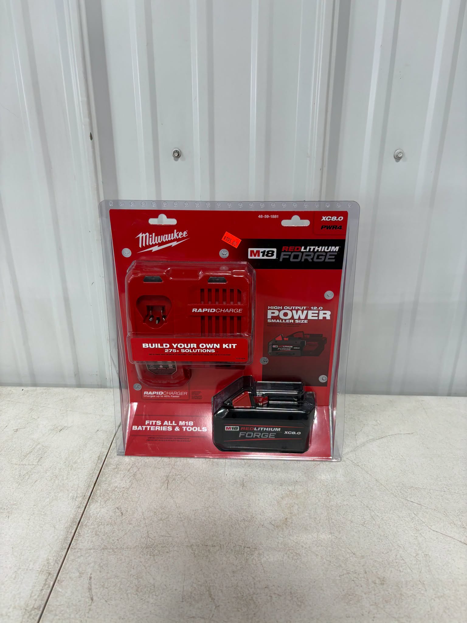 Brand new Milwaukee M18 18-Volt Lithium-Ion REDLITHIUM FORGE Starter Kit with 8.0Ah Battery and Rapid Charger