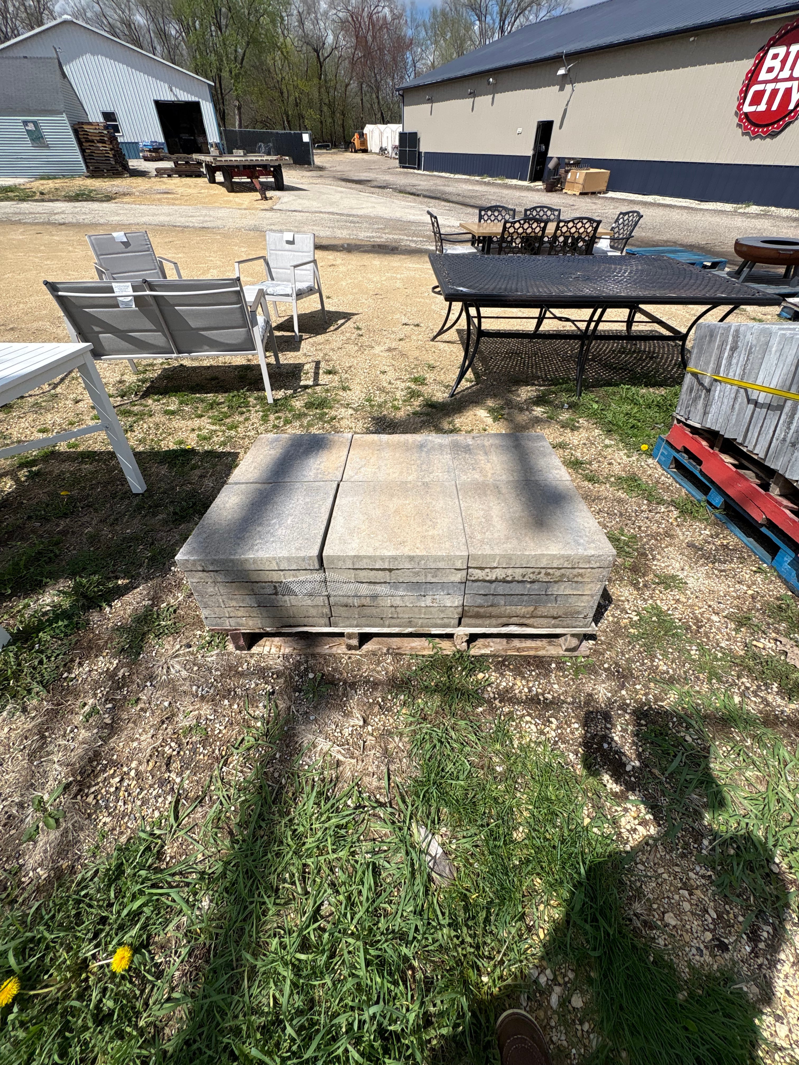 Brand new 16x16 Landscape Pavers, 36 Pavers on Skid