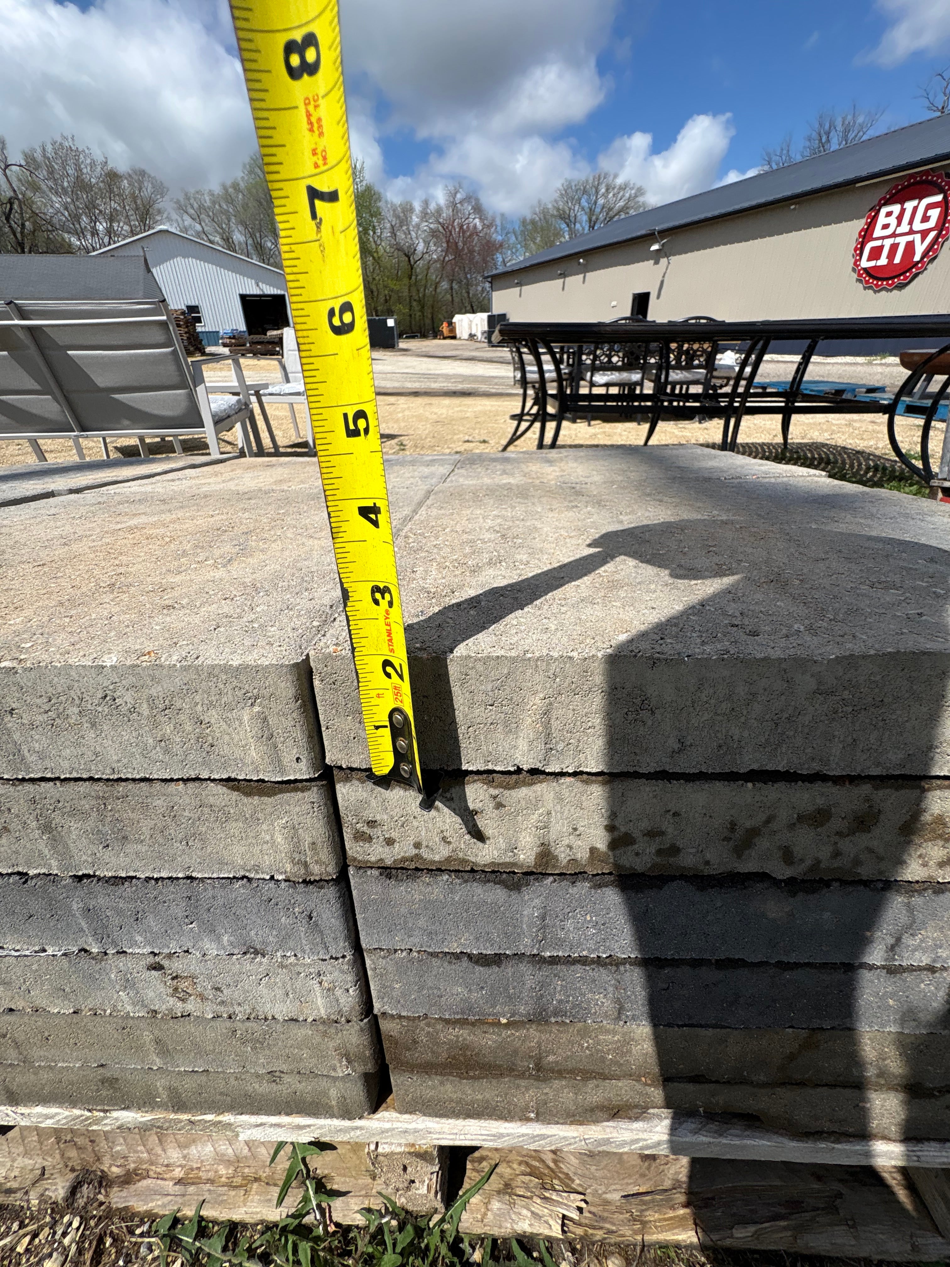 Brand new 16x16 Landscape Pavers, 36 Pavers on Skid