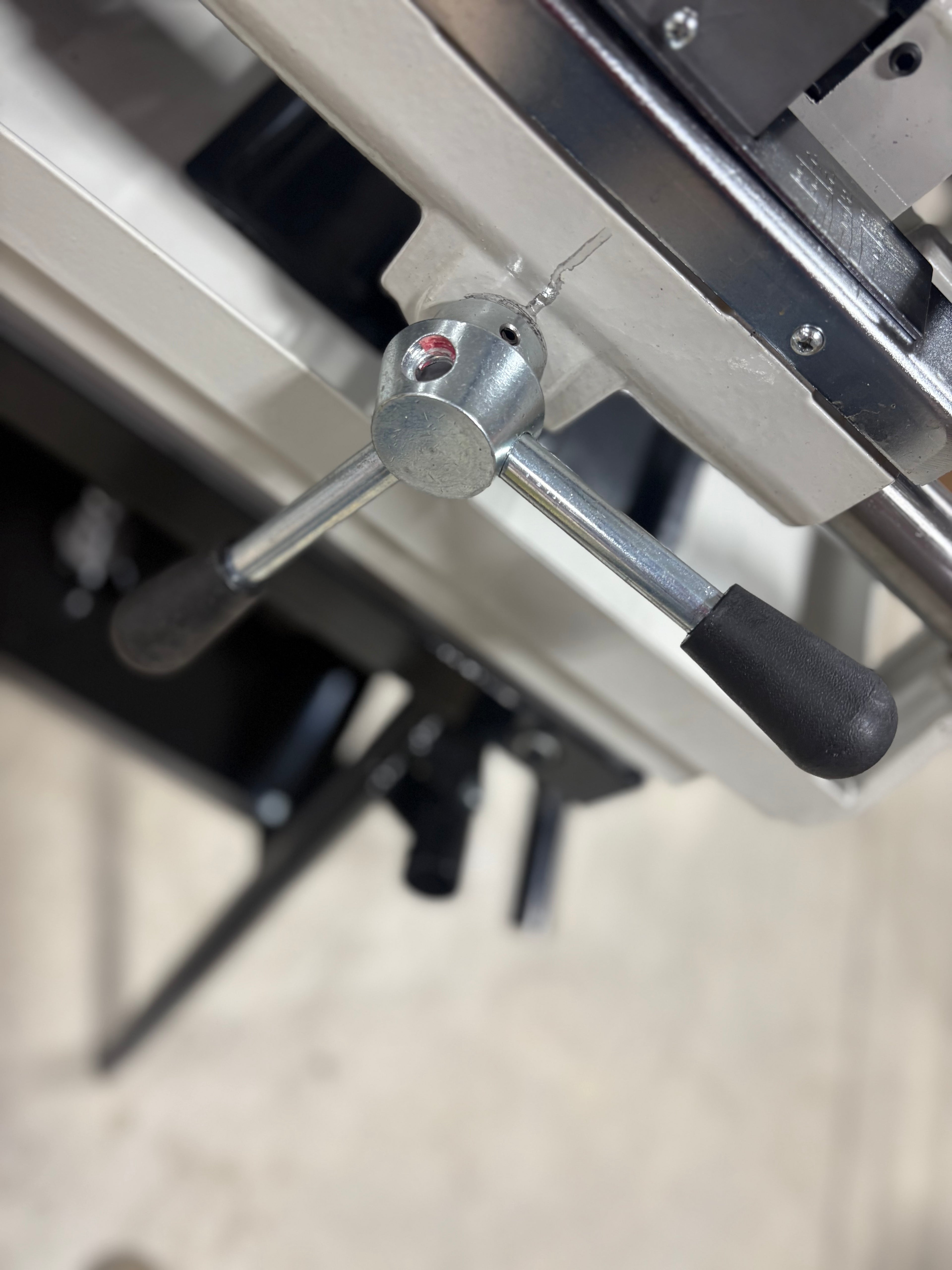 Brand new Klutch 4in. Electric Pipe Threader 110V