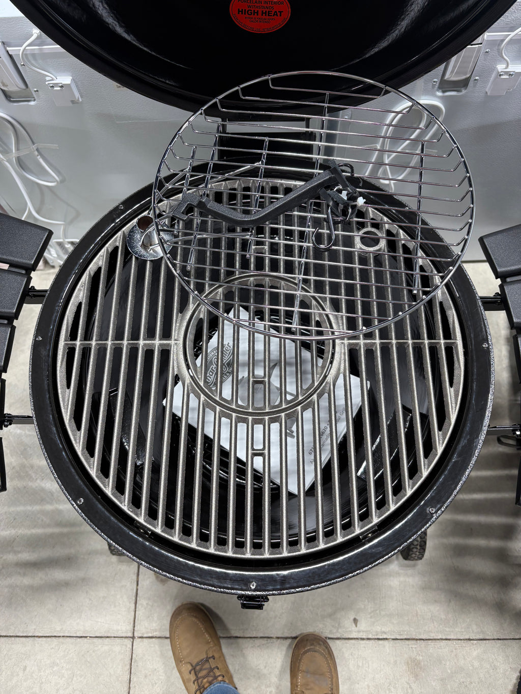Brand new and fully assembled Char-Griller Akorn 20-inch Kamado Charcoal Grill in Black