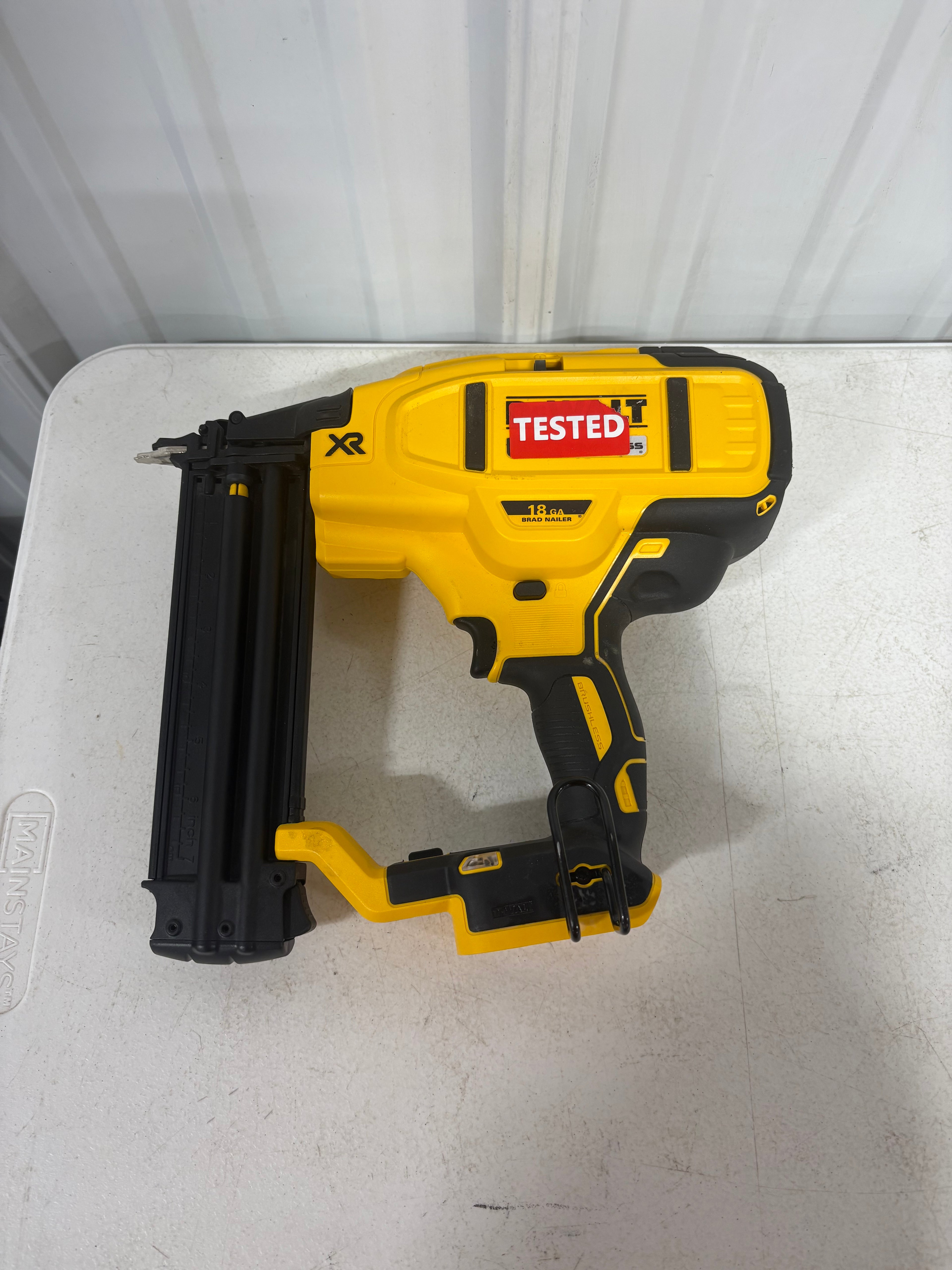 Brand new DeWalt 20V MAX XR 18 Ga. Cordless Nailer Tool Only