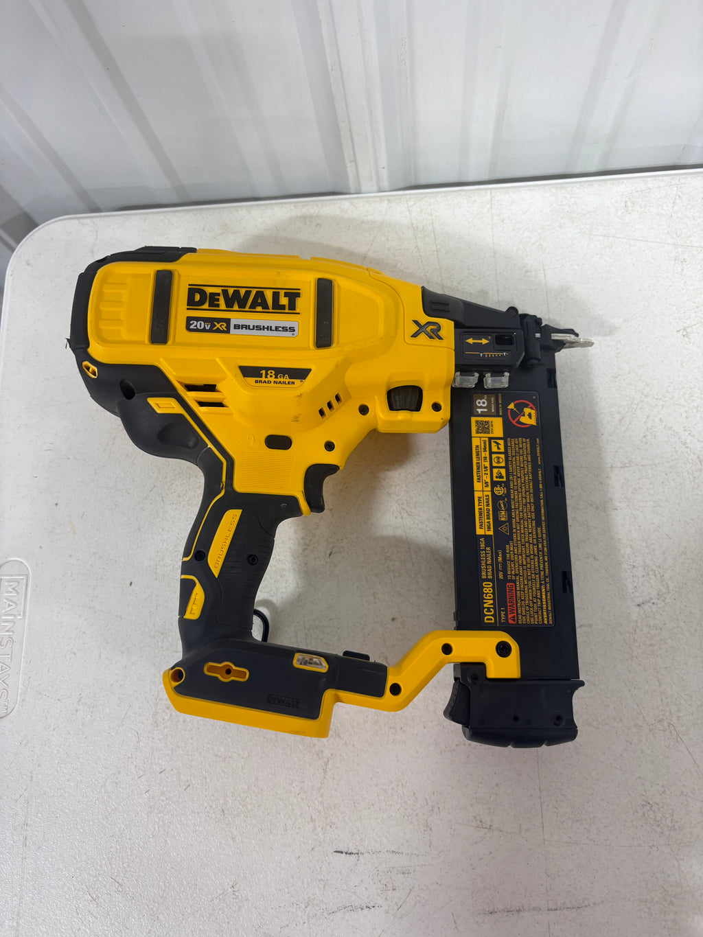 Brand new DeWalt 20V MAX XR 18 Ga. Cordless Nailer Tool Only