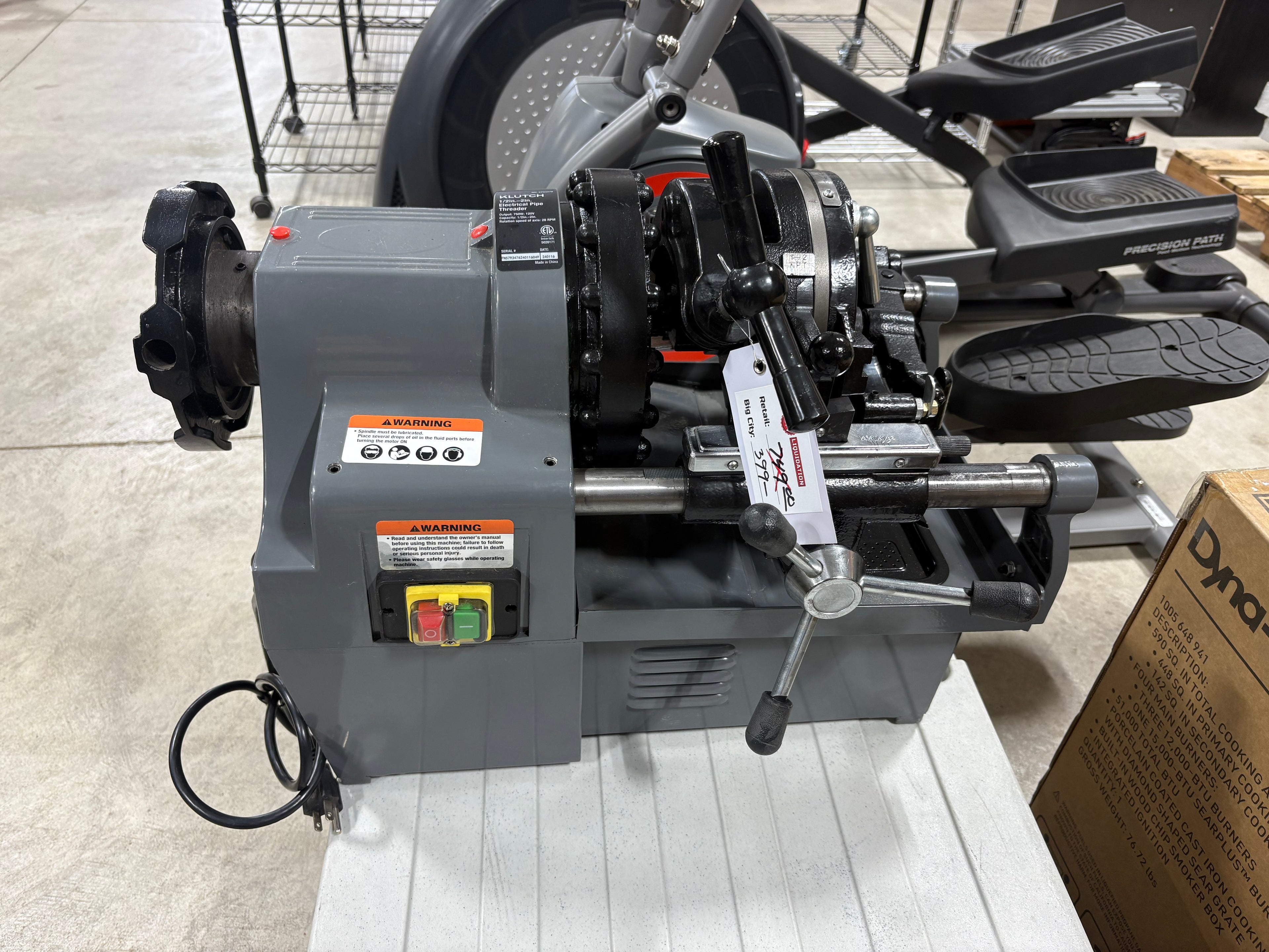 Klutch 1/2in.–2in. Electrical Pipe Threader, 4-Pack with 4 Dies, 28 Max. RPM, 6.5 Amps. No Legs