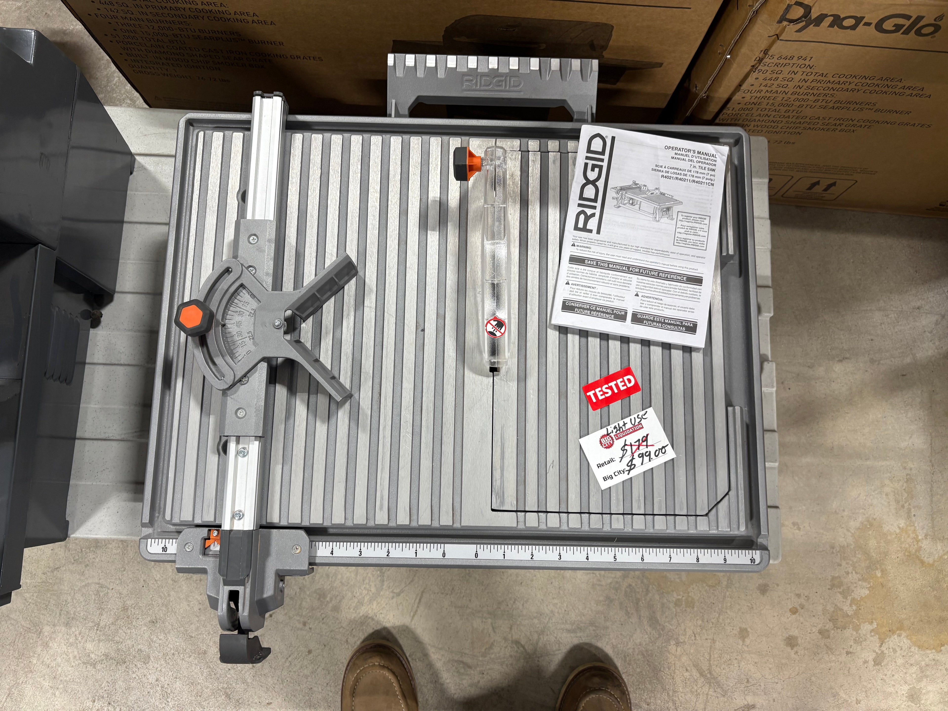 Used like New RIDGID 6.5-Amp 7 in. Blade Corded Table Top Wet Tile Saw