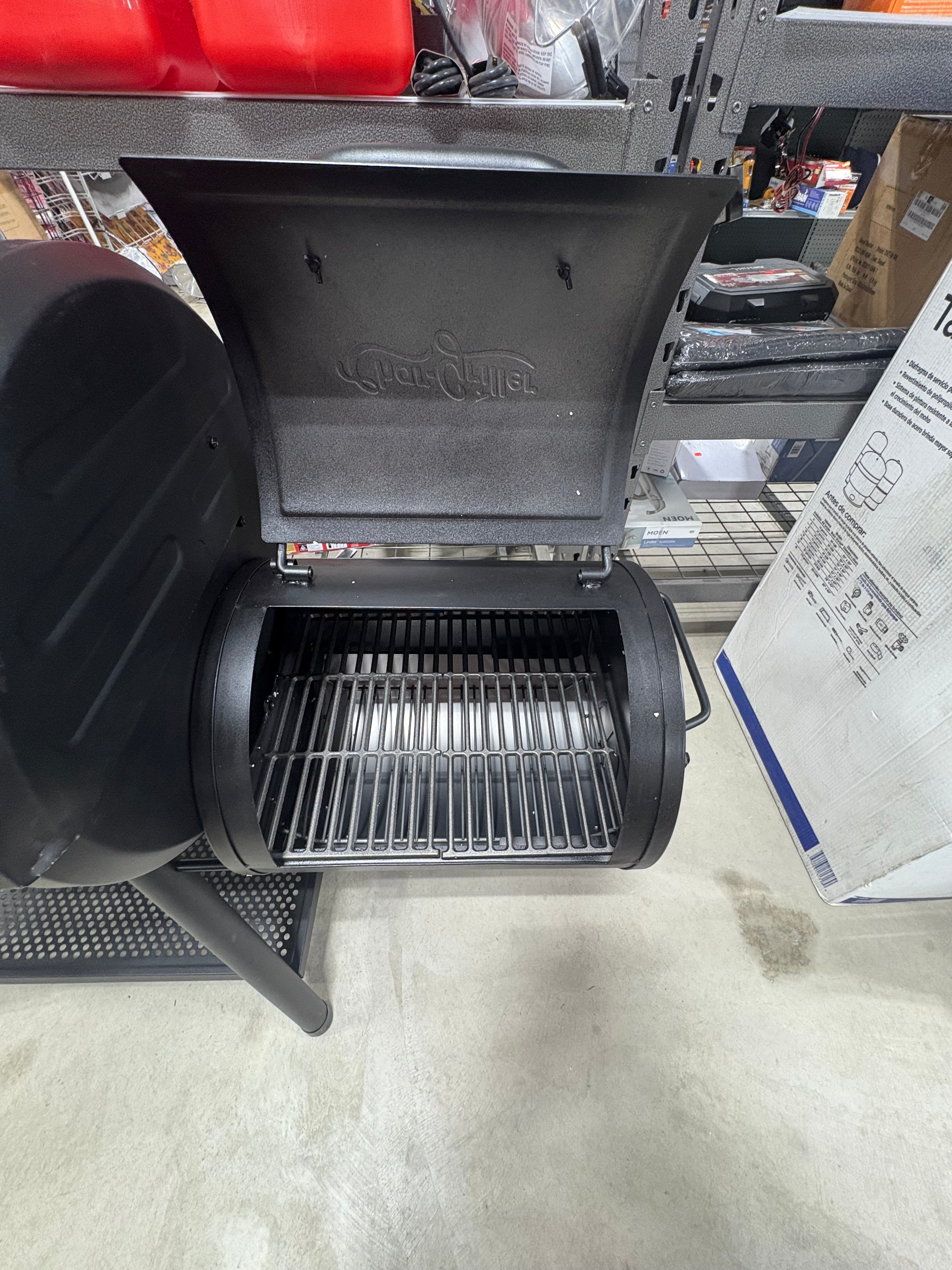 Brand new Char-Griller Smokin' Champ Charcoal Grill Offset Smoker in Black with Charcoal Tray and Dual Damper Controls