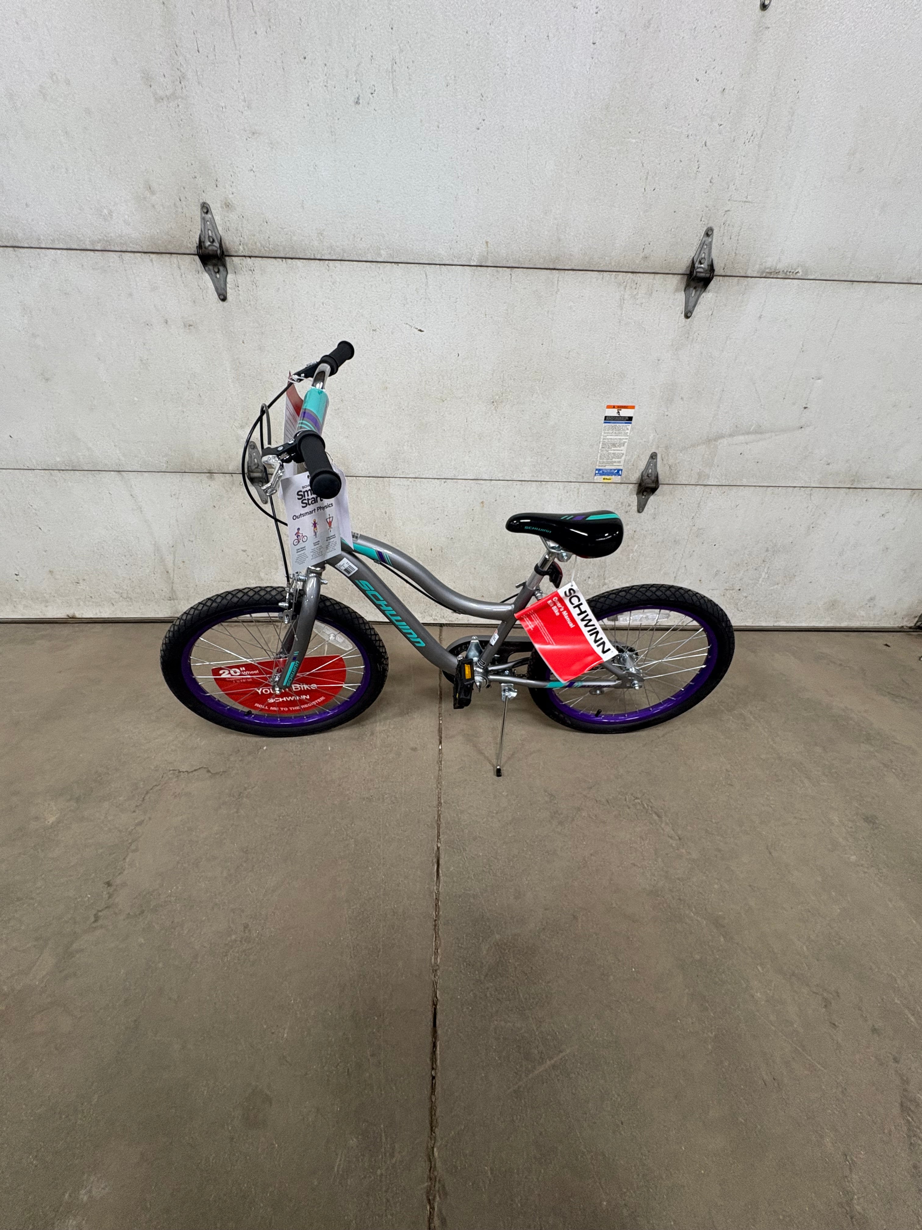 Brand new Schwinn Astrid Kids Bike, 20 Inch Wheel, Single Speed, Grey