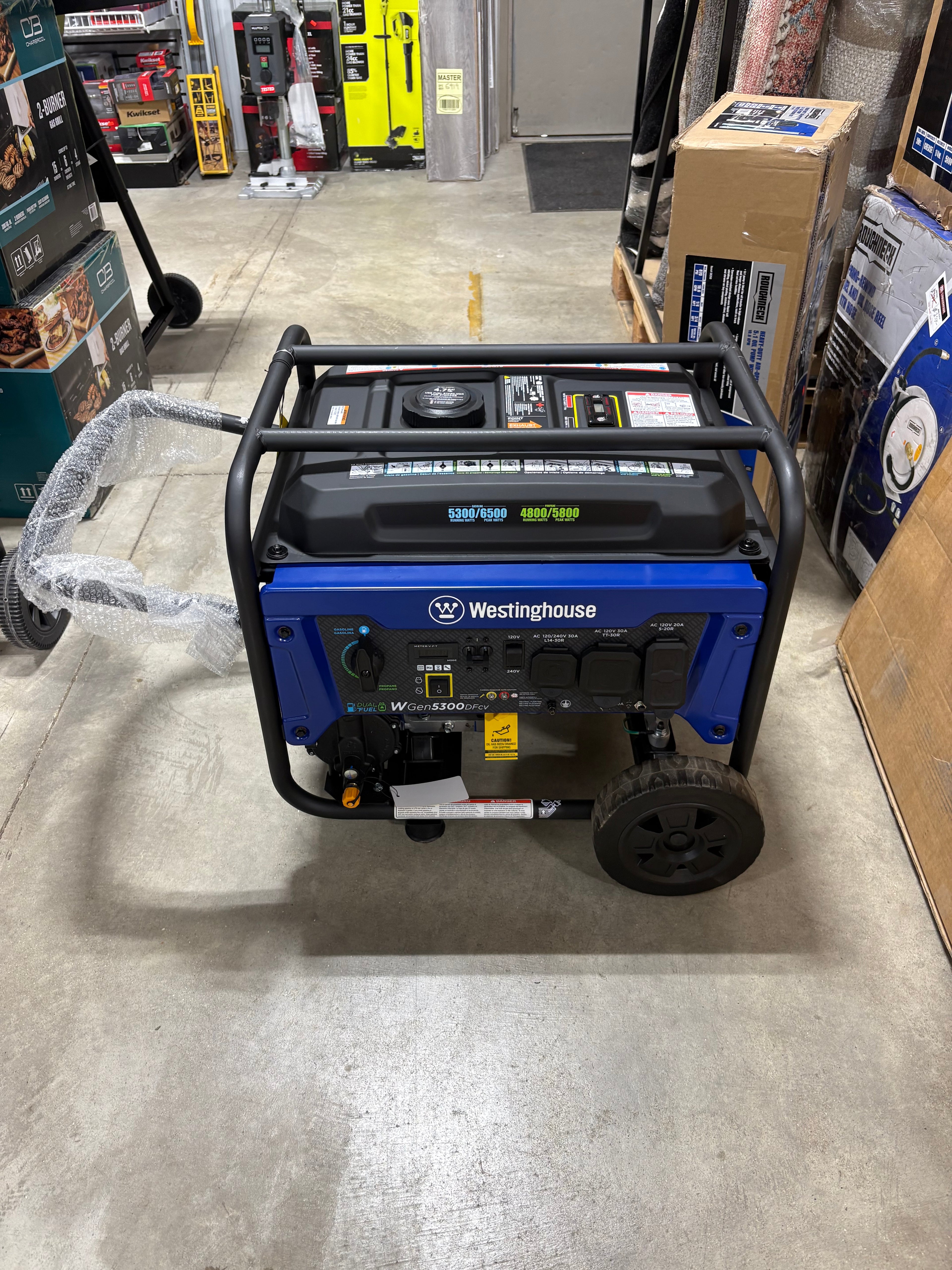 Brand new 6500/5300–Watt Westinghouse Dual Fuel Portable Generator With CO Sensor + Propane Hose
