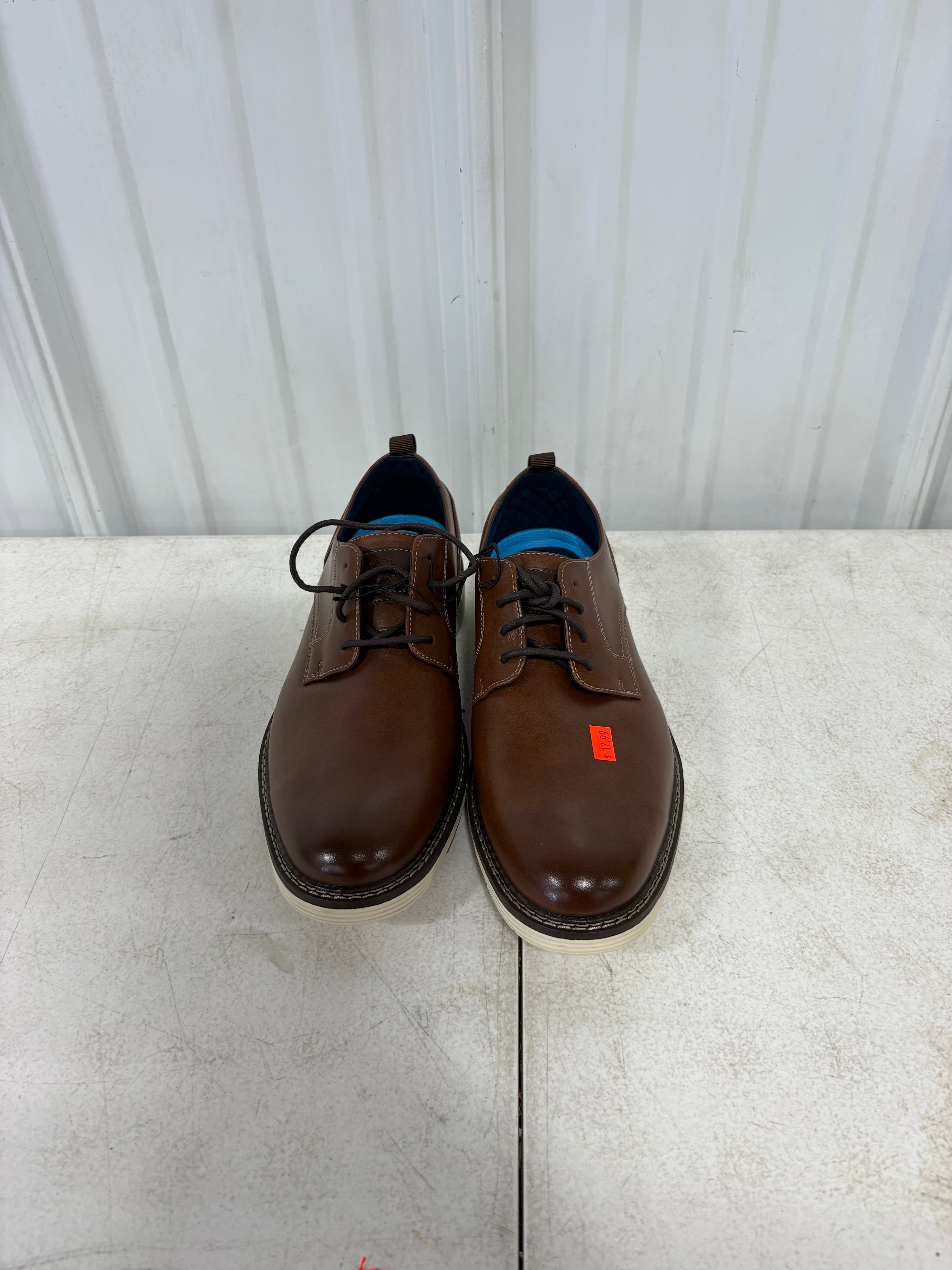 Brand new Dockers Men's Casual Dress Shoe, Size 10