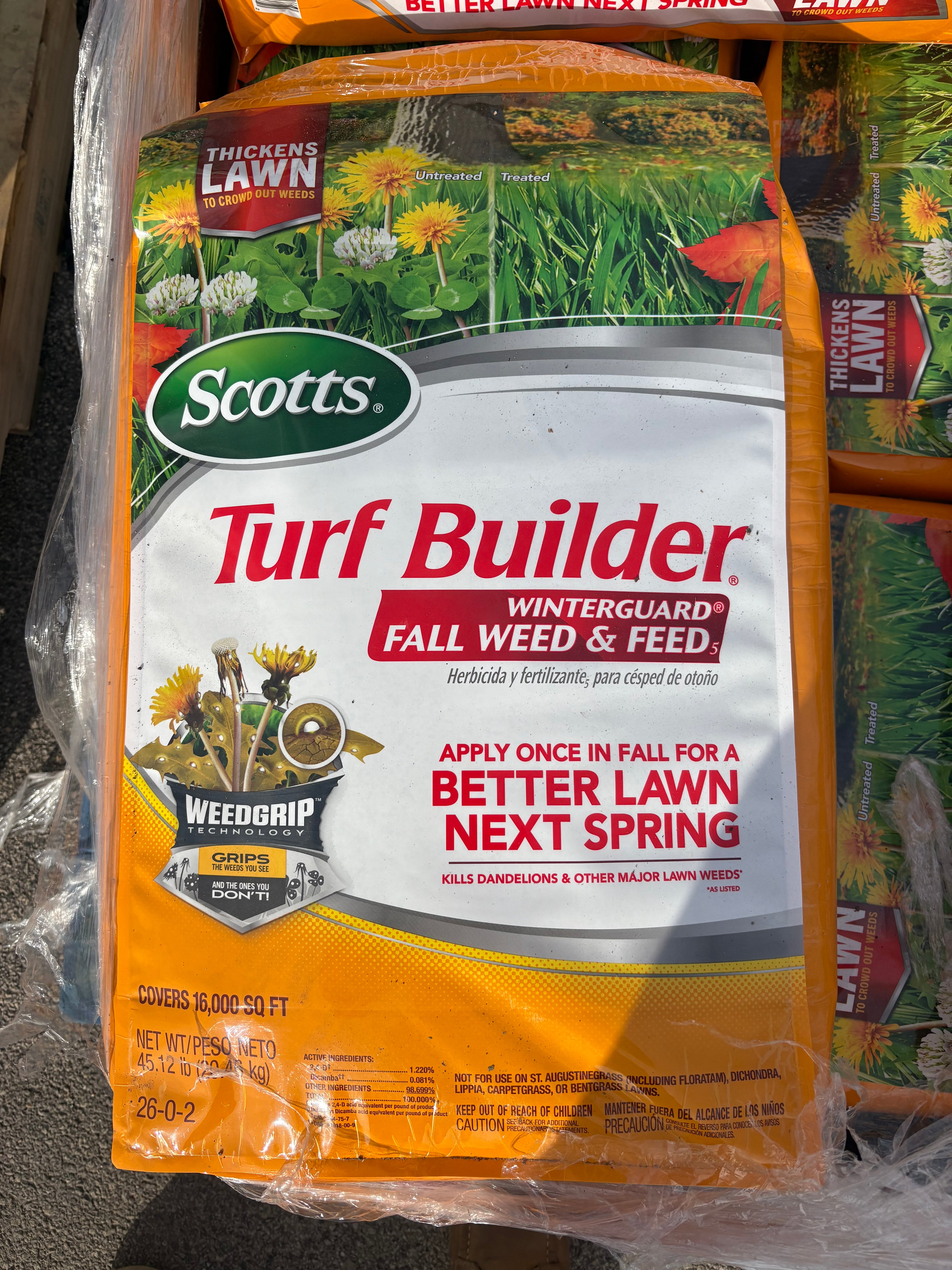 Scotts Winterguard Fall Weed & Feed - 45.1 lbs.