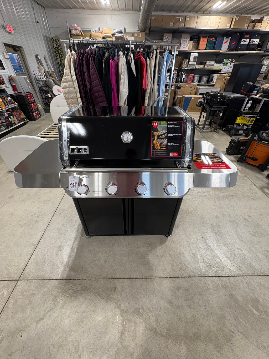 Brand new Weber Genesis E-15 4-Burner Natural Gas Grill in Black with Cast-Iron Grates