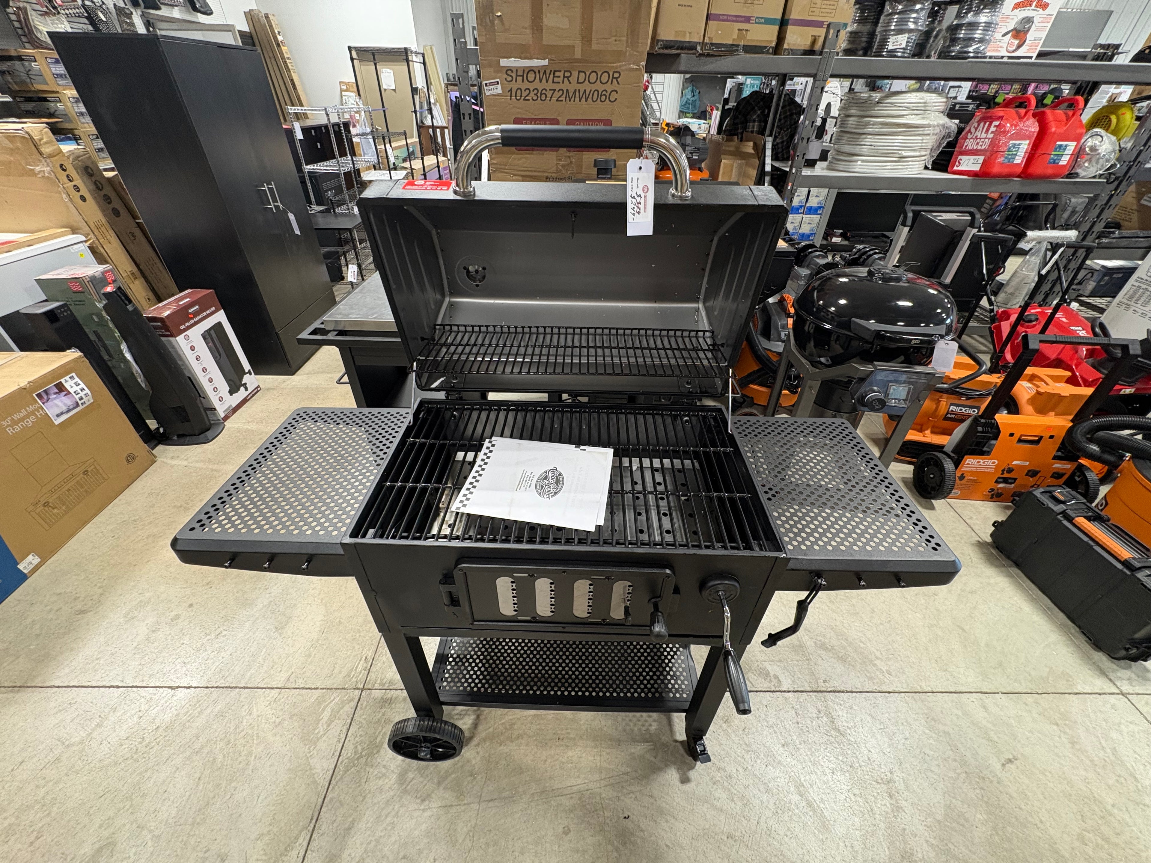 Brand new and Fully Assembled Char-Griller Classic Charcoal Grill in Black.