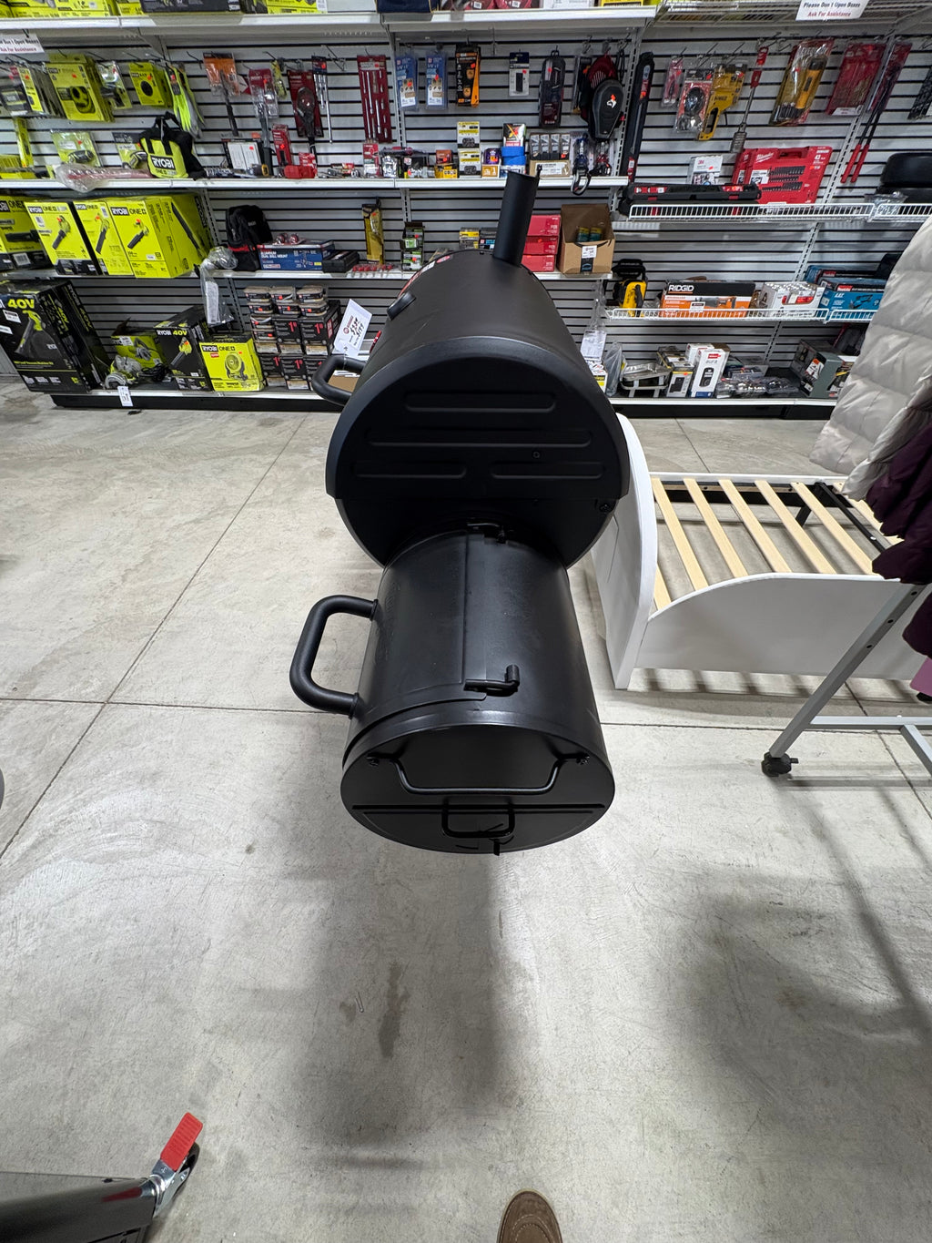 Brand new and Fully Assembled Char-Griller Smokin' Champ Charcoal Grill Offset Smoker in Black with Charcoal Tray and Dual Damper Controls
