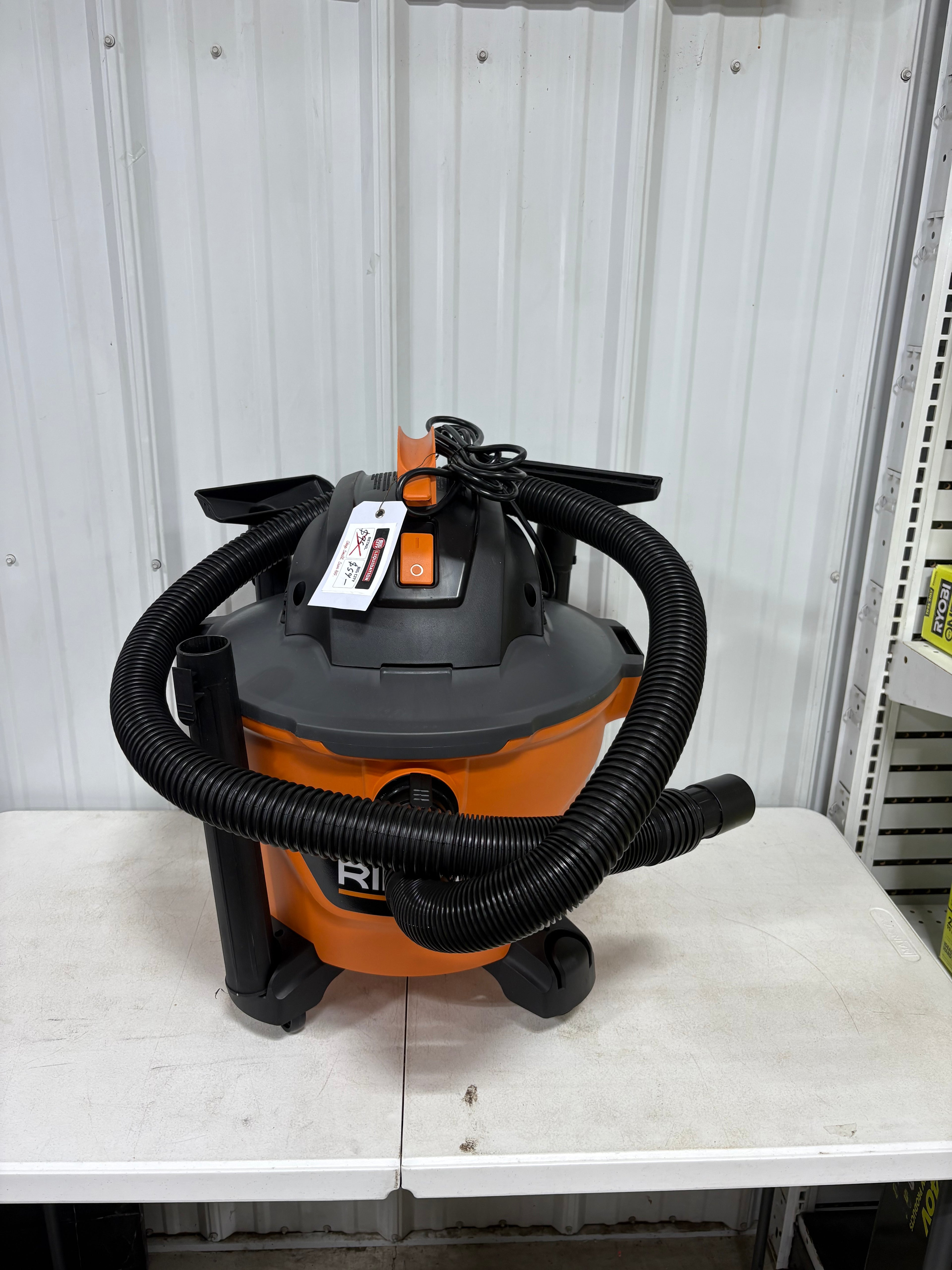 Brand new RIDGID 9 Gal. 4.25 Peak HP NXT Shop Vacuum Wet Dry Vac with General Debris Filter, Locking Hose and Attachments