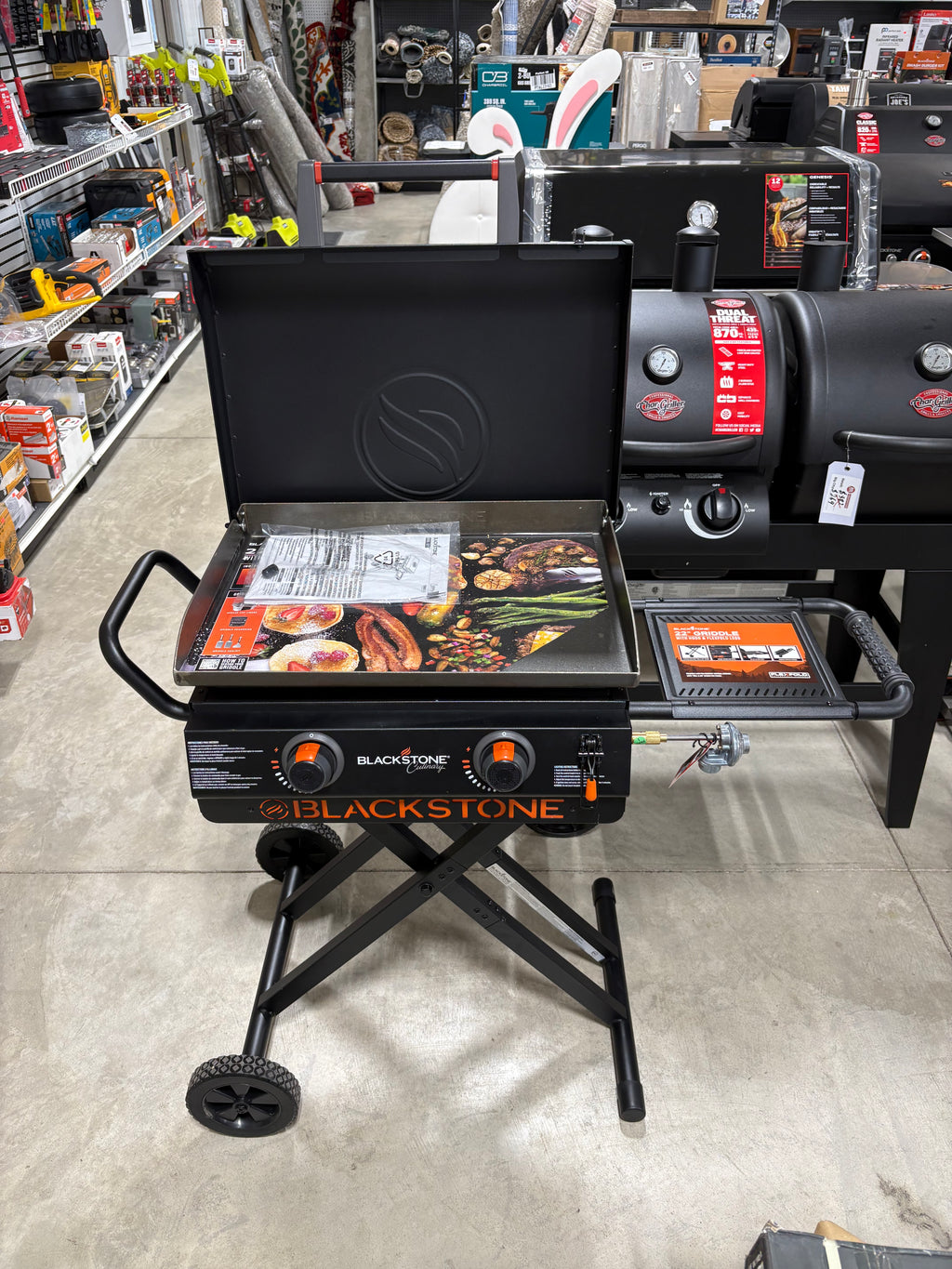 Brand new and assembled Blackstone 2-Burner 22" Griddle with Flex Fold Legs Black