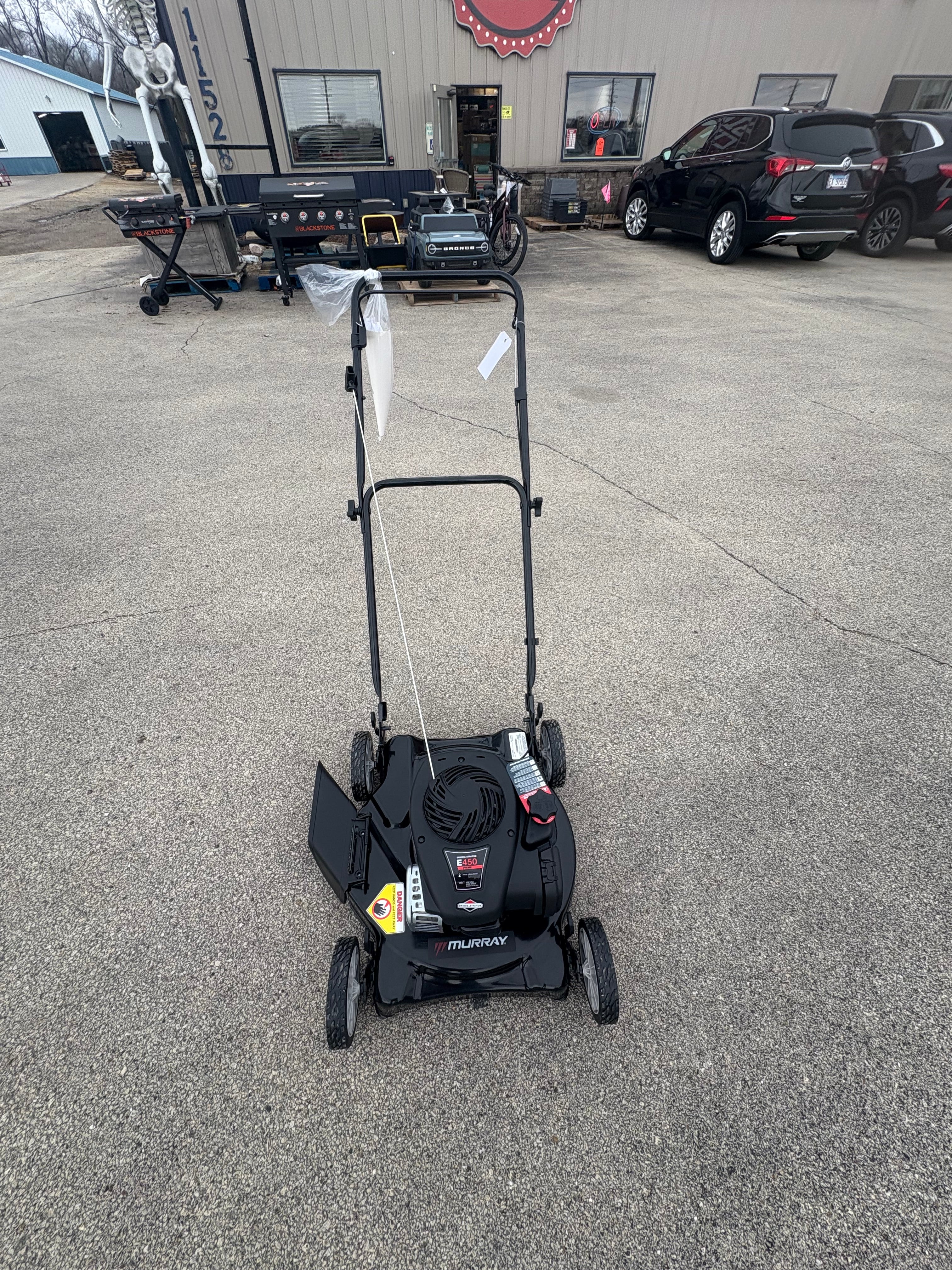 Brand new Murray 20 in. 125 cc Briggs & Stratton Walk Behind Gas Push Lawn Mower with 4 Wheel Height Adjustment and Prime 'N Pull Start