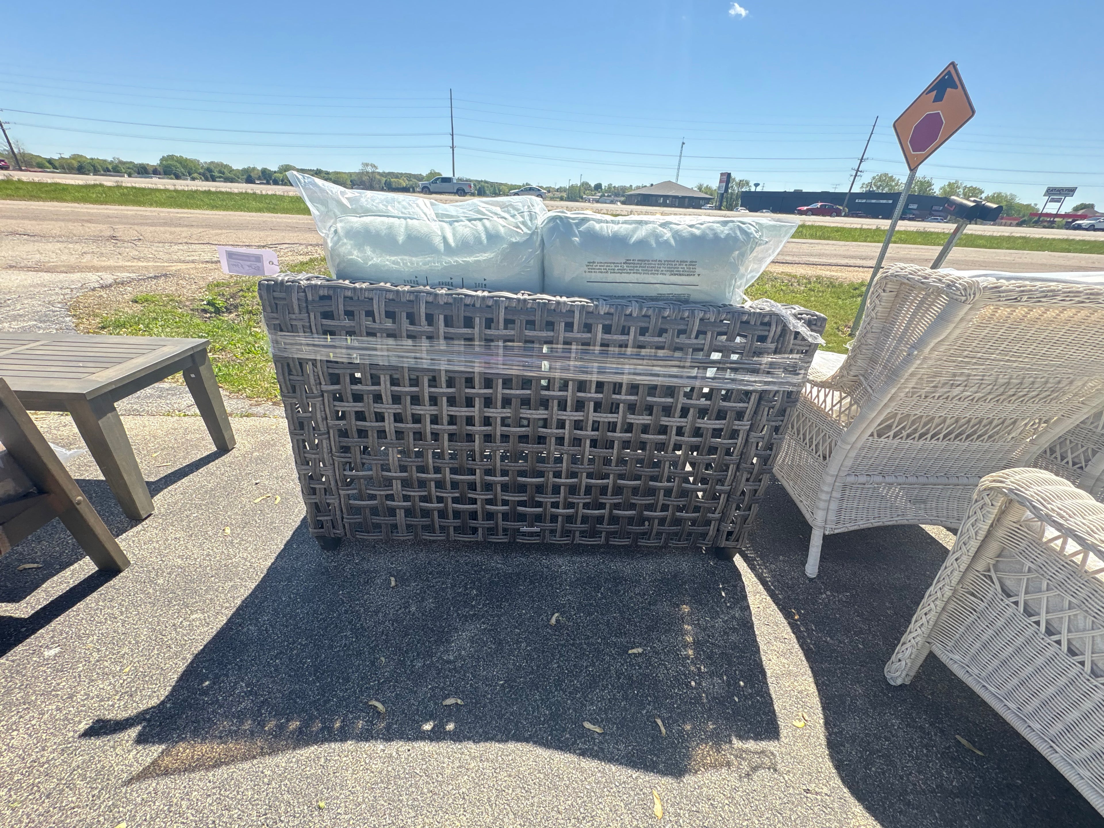 Brand new and assembled Briar Ridge Chunky Modern Loveseat