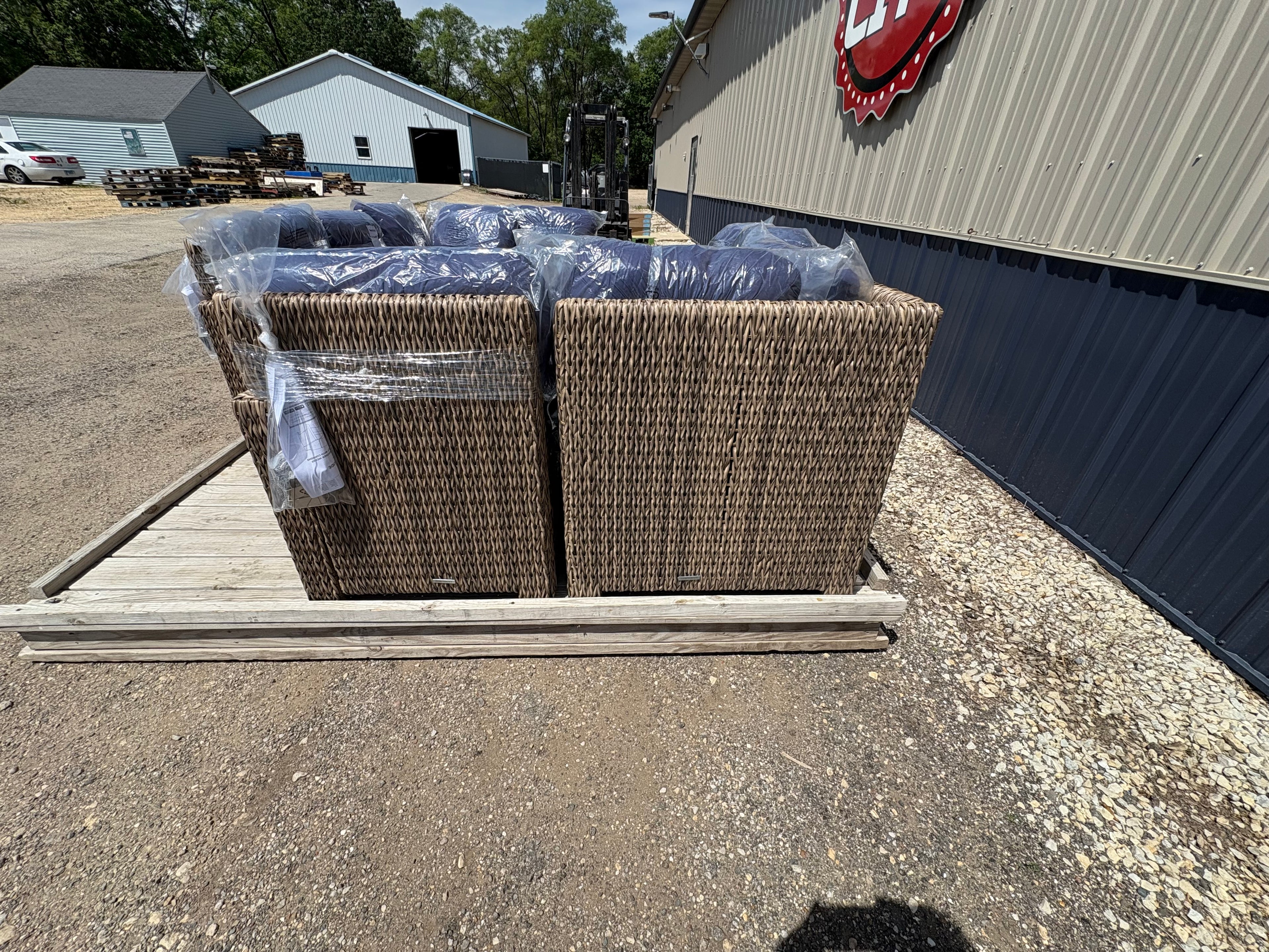 Brand new and Fully Assembled Laguna Point Natural 4 PC Wicker Outdoor Sectional