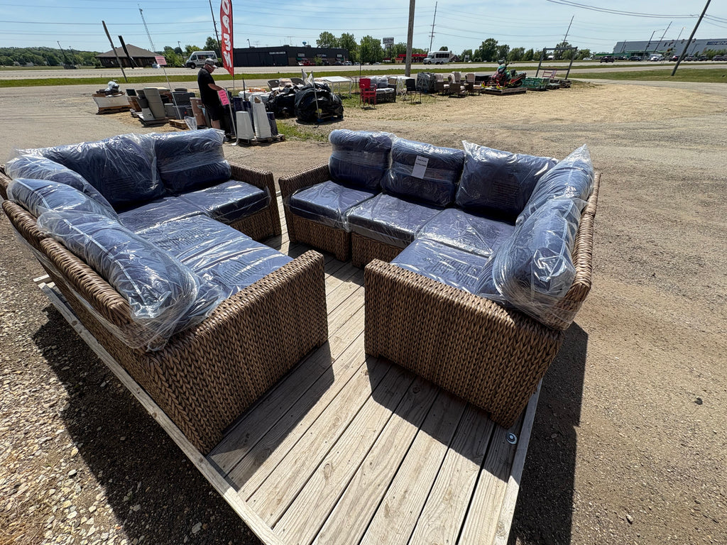 Brand new and Fully Assembled Laguna Point Natural 4 PC Wicker Outdoor Sectional