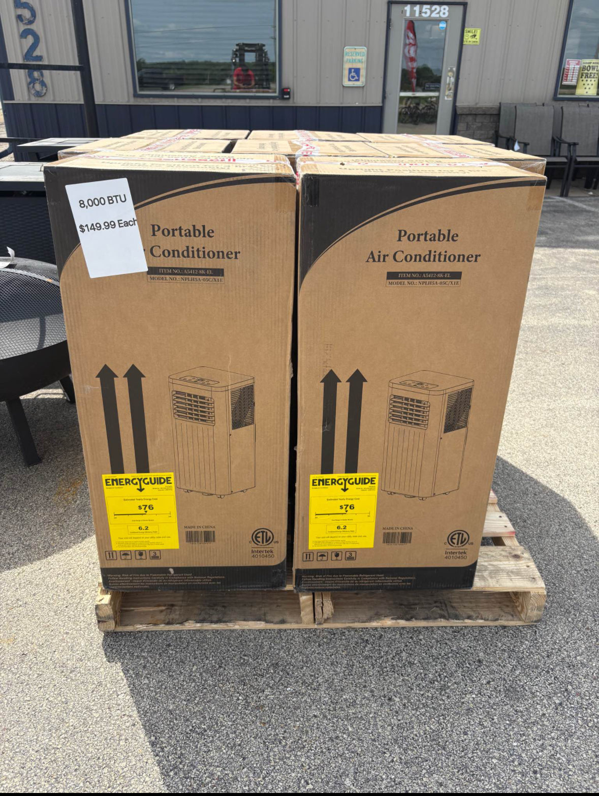 Brand new 8,000 BTU (5,000 BTU DOE) 115-Volt Portable Air Conditioner Cools 350 sq. ft. with Dehumidifier and LCD Remote  5