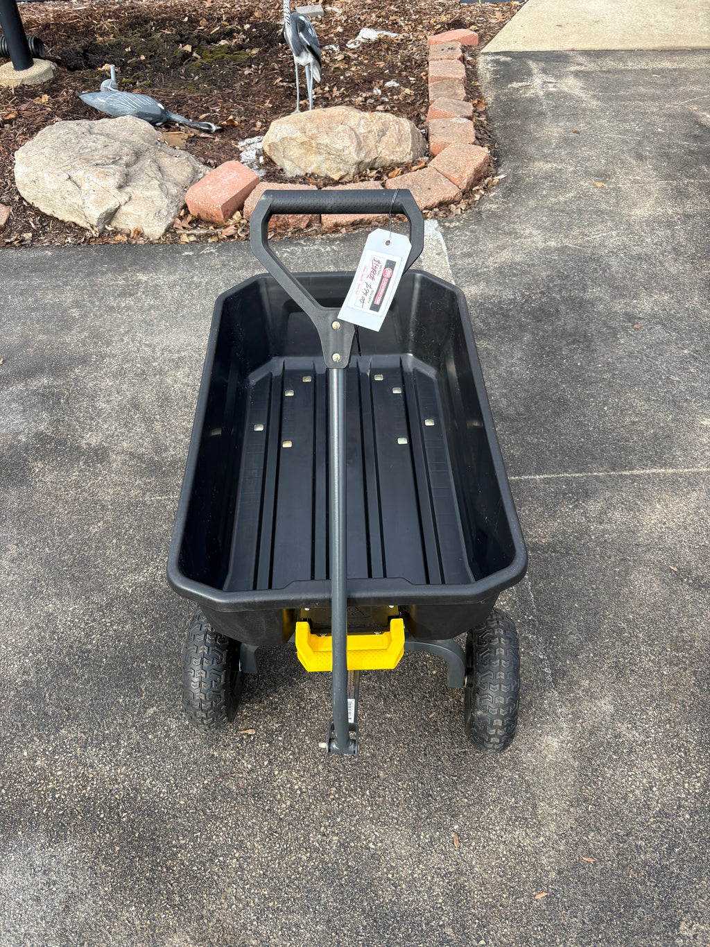 Brand new and Fully Assembled GORILLA CARTS 4 cu. ft. Patented Poly Dumping Garden Cart, 600 lbs. Capacity